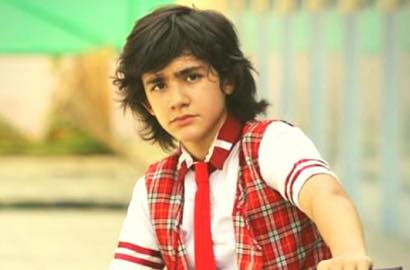 Keren Maksimal, Begini Gaya Emiliano Cortizo Jadi Vokalis Band di 'Anak Masjid'