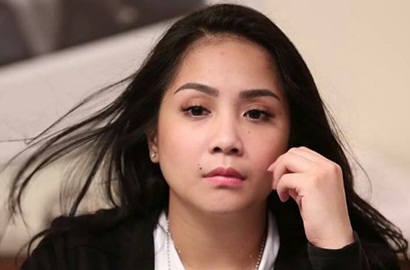 Sempat Hentikan Rafathar Nyanyi Lagu 'Ummi', Begini Penjelasan Nagita Slavina
