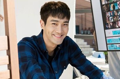 Ganteng-Ganteng, Siwon Melas Jadi Kuli Bangunan di 'Revolution of Love'