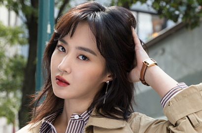 Pose di Jalanan New York, Cantiknya Yuri SNSD Jadi Model Iklan Lipstik
