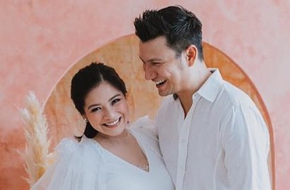 Bikin Jomblo Iri, Christian Sugiono Cium Bibir Titi Kamal di Tempat Ini