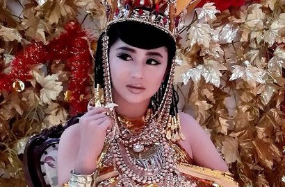 Merinding, Dewi Persik Pamer Teaser 'Ada Si Manis di Jembatan' Muncul Suara Seram