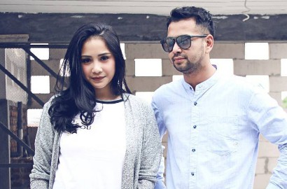 Raffi Pamer Aksi Cium 'Spider-Man' dan Hadiah Cincin di Ultah Nikah, Nagita Malah Senyum Sinis?