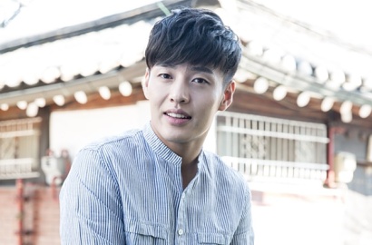 Sapa Fans Lagi, Kang Ha Neul Makin Manly Berseragam Tentara Saat Wamil