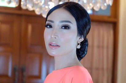 Ayah Mertua Meninggal Dunia, Ayu Dewi: Selamat Jalan Papa