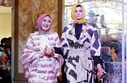 Sukses Show di Paris, Dian Pelangi Curhat Alami Diskriminasi Karena Berhijab