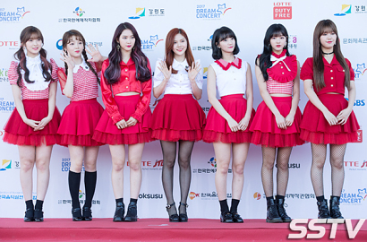 Oh My Girl Belum Punya Lightstick Resmi, Fans Sumbang Ide