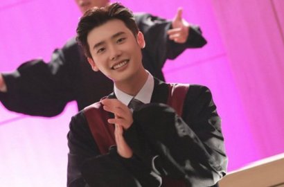 Cerianya Lee Jong Suk Syuting Joget Paduan Suara di 'While You Were Sleeping'