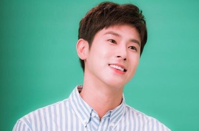 Yunho TVXQ Tampil Cupu Pakai Kacamata Bulat di 'Meloholic', Masih Ganteng?