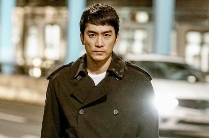 Nggak Malu-Maluin Lagi, Song Seung Heon Balik Jadi Detektif Keren di 'Black'