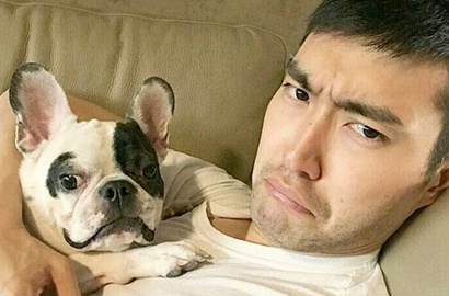 Bisnis Jadi Alasan Siwon Tak Lakukan Apapun Pada Anjingnya Usai Jatuh Korban?
