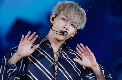 Gara-Gara Foto Abs di BOF 2017, Kocaknya Bambam Minta Tolong Ini ke Fansite