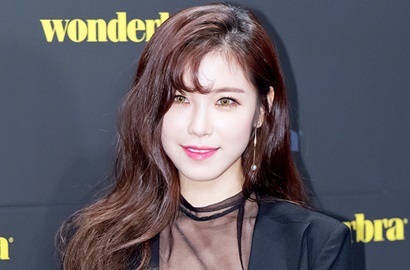 Hyosung Secret Ungkap Rahasia Miliki Bentuk Dada yang Indah