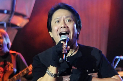 Penyanyi Senior Benny Panjaitan 'Panbers' Wafat, Judika 'Menangis' Pilu