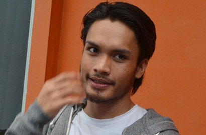 Siapkan Sinetron Kolosal, Randy Pangalila Ubah Penampilan Rambut