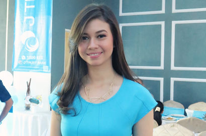 Yuki Kato Pamer Foto Masa Kecil, Netter: Cantik Kayak Bule