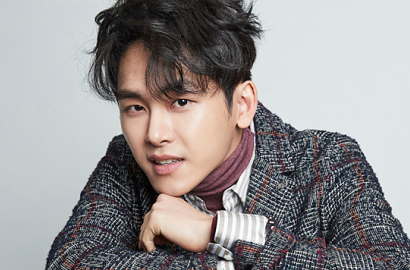 Kagumi Jo Jung Suk di 'Two Cops', Hoya Keren Jadi Detektif yang Penuh Detail