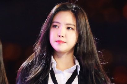 Anggun Hingga Seksi, Begini Cantiknya Na Eun cs di Daejong Film Awards