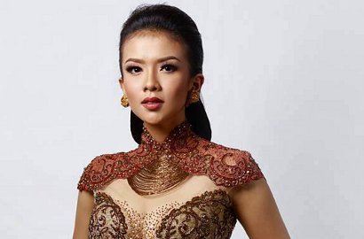 Pamer Dua Piala di Miss Grand International, Dea Rizkita: Ini Punya Indonesia