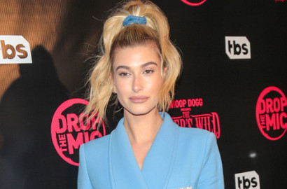 Harganya Tak Sampai Rp 1 Juta, Inikah Dress Favorit Hailey Baldwin?