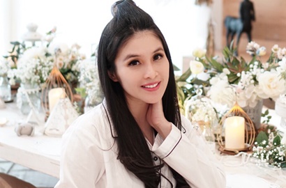 Pamer Foto Kehamilan Baru Bak Lukisan, Sandra Dewi Cantiknya Kebangetan!