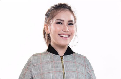 Ayu Ting Ting Cuek Soal Video Lawas Goyang Erotis Beredar