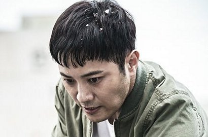 Babak Belur dan Kucel, Jin Goo Menderita di Teaser 'Untouchable'