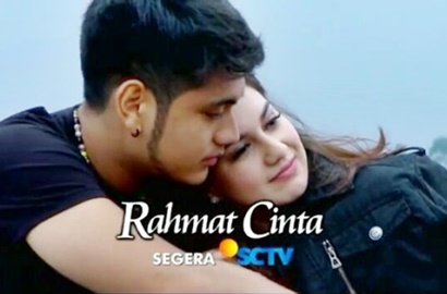 Romantis Naik Perahu, Irish Bella-Giorgino Rangkulan Mesra di 'Rahmat Cinta'