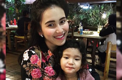 Bilqis Dipuji Pintar Mengaji dan Hafal Doa, Ayu Ting Ting: Diajarin Sama Saya