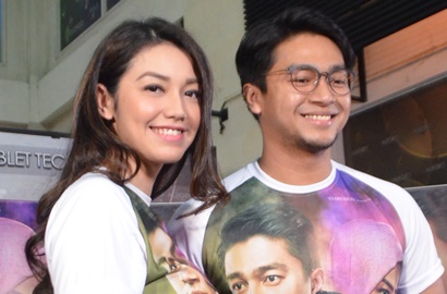 Romantisnya Balasan Deva Mahenra untuk Velove Vexia di Postingan Ini