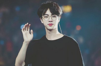 Tampilkan Ekspresi Ini di 'Take Care of My Refrigerator', Jin BTS Dipuji Imut