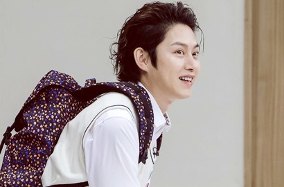 Kini Jadi Murid Pindahan, Begini Gaya Heechul Bareng SuJu di 'Ask Us Anything'
