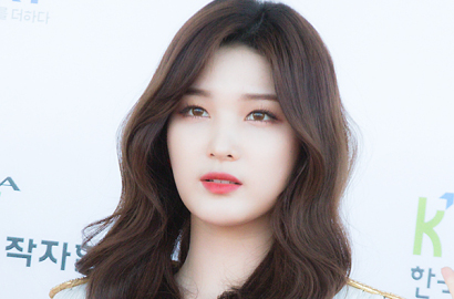 Belum Lama Dikonfirmasi Pacaran, Member Laboum Ini Resmi Tinggalkan Grup