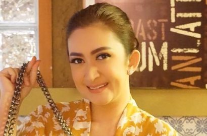 Pamer Jalan Bareng Zack Lee Pasca Cerai, Nafa Urbach Banjir Pujian Netter