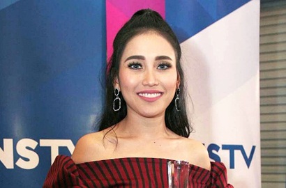 Ngaku Ingin Segera Nikah Lagi, Inilah Tipe Suami Idaman Ayu Ting Ting