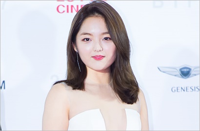 Sempat Dikritik, Seo Shin Ae Ngaku Pede Pakai Gaun Seksi di BIFF