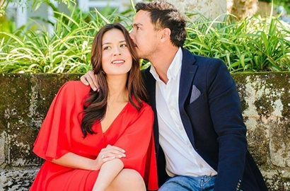 Hamish Pamer Selfie Bareng Istri, Netter Nyinyir Wajah Raisa Tampak Kurus dan Tua