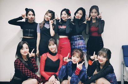 Twice Idolakan Salah Satu Penggemar yang Hadiri Jumpa Fans, Siapa?