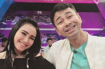 Gandeng dan Terus Pandangi Ayu Ting Ting Usai Liburan Bareng Nagita, Raffi Ahmad Kangen?