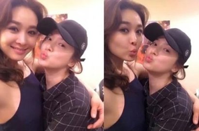 Gantian Unggah Foto Bareng Ock Joo Hyun, Song Hye Kyo Kenang Masa SMA