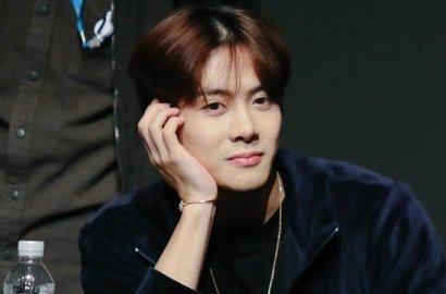 Begini Reaksi Super Kocak Jackson GOT7 Saat Dikerjai Fans Pakai Kecoak