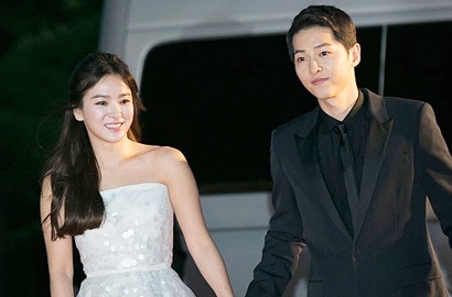 Girang Banget, SongSong Senyum Ceria Foto Bareng Sebelum Bulan Madu