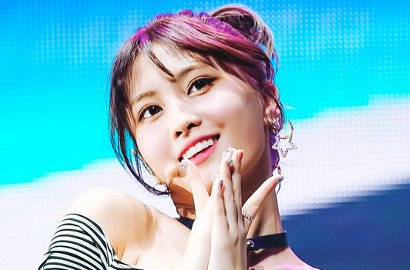 Ulang Tahun di Hari Spesial, Momo Twice Dapatkan Hadiah Tak Terduga Ini