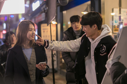 Pelukan Erat di 'Andante', Chemistry Kai EXO dan Kim Jin Kyung Bikin Baper