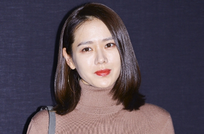 Ada 'Classic' - 'Architecture 101' cs, Son Ye Jin Siap Jadi Host Pameran Film Romantis