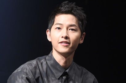 Sekarang Ganteng, Begini Gemesnya Joong Ki Jadi Model Majalah Kampus
