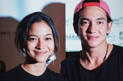 Mulai Go Public, Adipati Dolken Resmi Pacaran dengan Putri Marino?