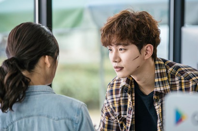 Kerasnya Hidup Junho 2PM di Teaser 'Just Between Lovers' Siap Bikin Nyesek