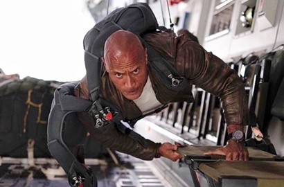 'Rampage' Rilis Poster, Dwayne Johnson Kenalkan Teman Raksasa Ini