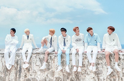 Ganteng Abis, BTS Goda Fans di Teaser Foto Season's Greetings 2018